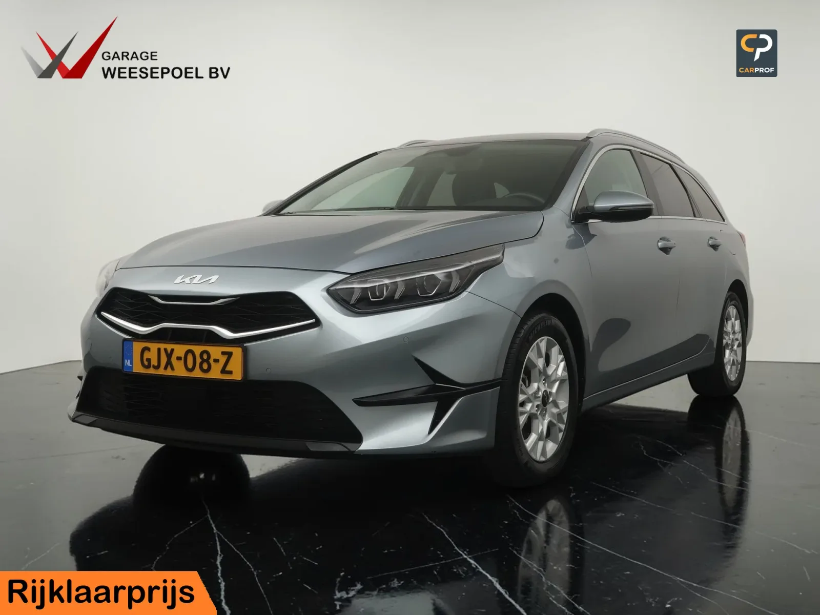 Kia Ceed Sportswagon (2024) — foto 1