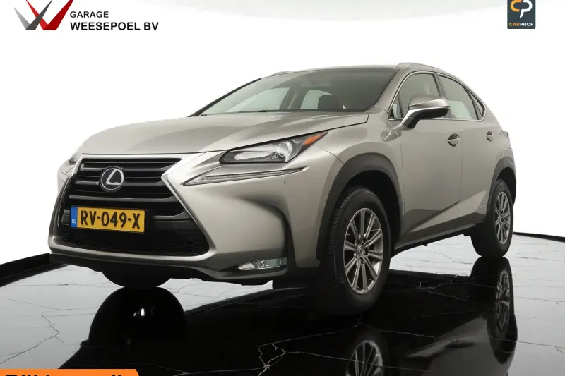 Lexus NX (2017)