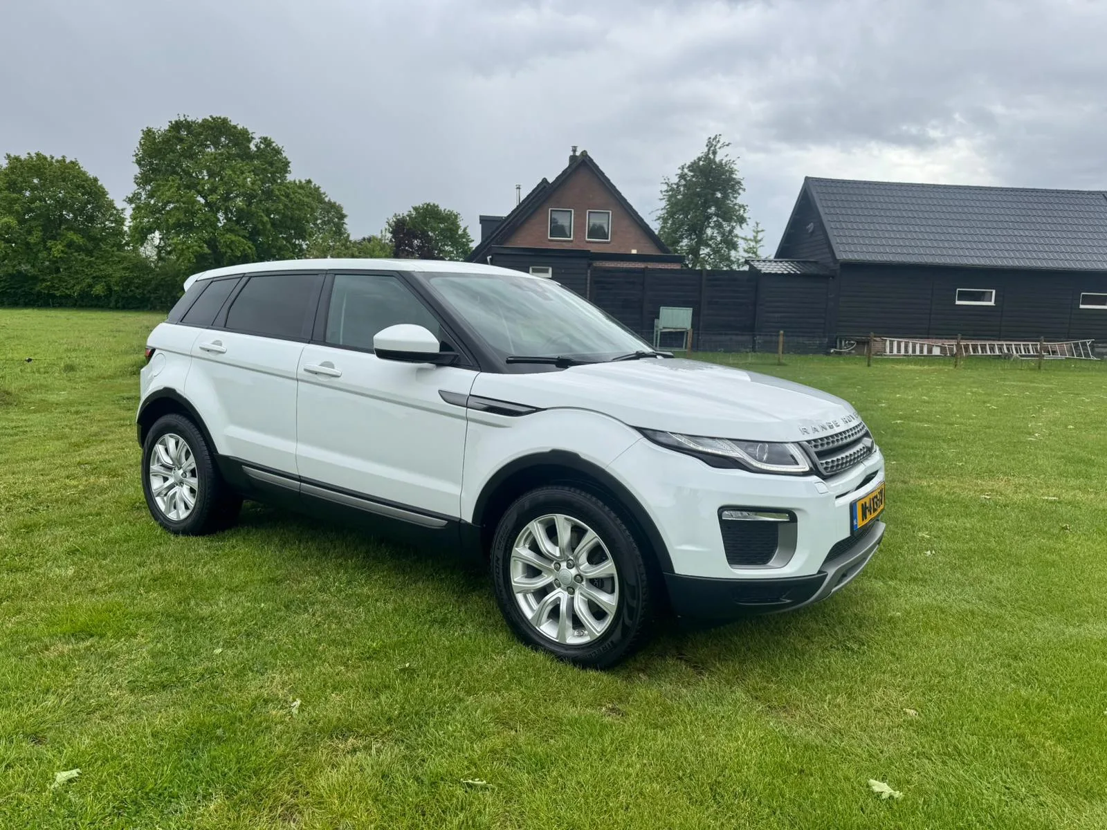 Land Rover Range Rover Evoque (2017) — foto 1