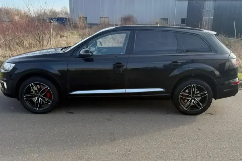 Audi e-tron (2016)