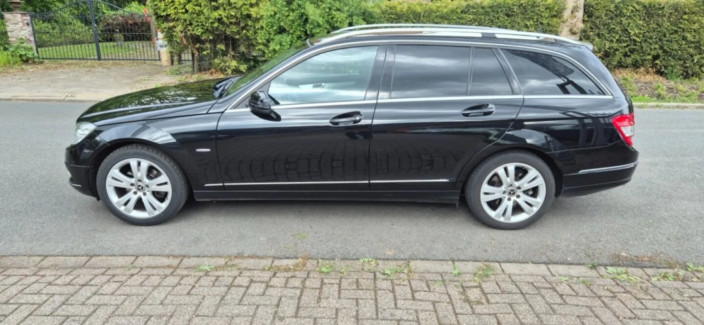 Mercedes-Benz 250 (2010) — foto 1