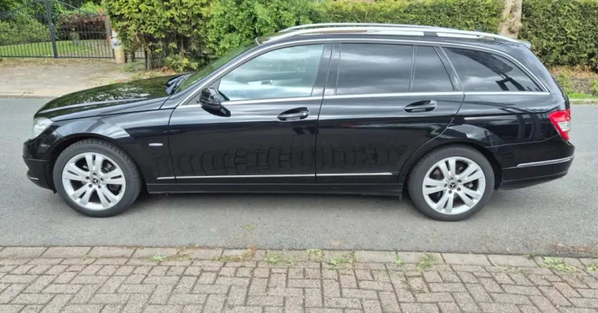 Mercedes-Benz 250 (2010) — foto 1