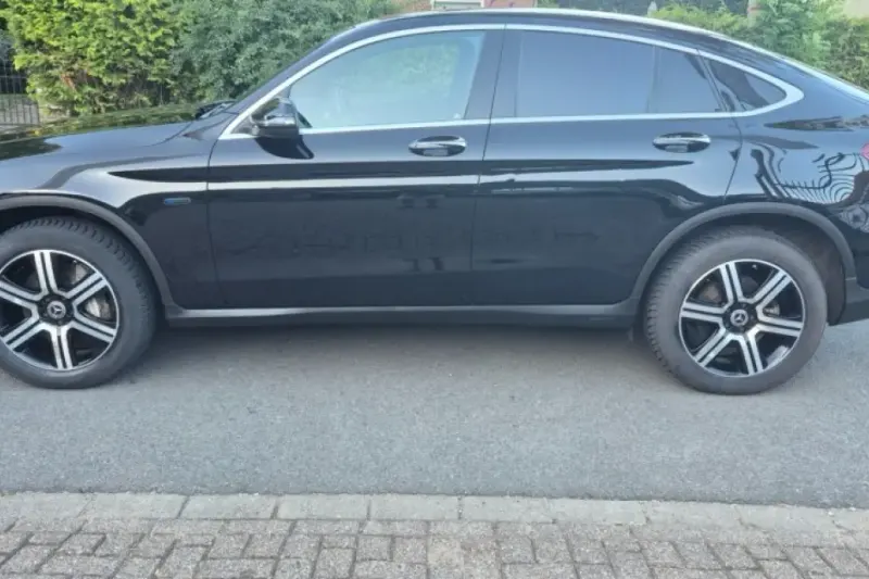 Mercedes-Benz 300 (2021)
