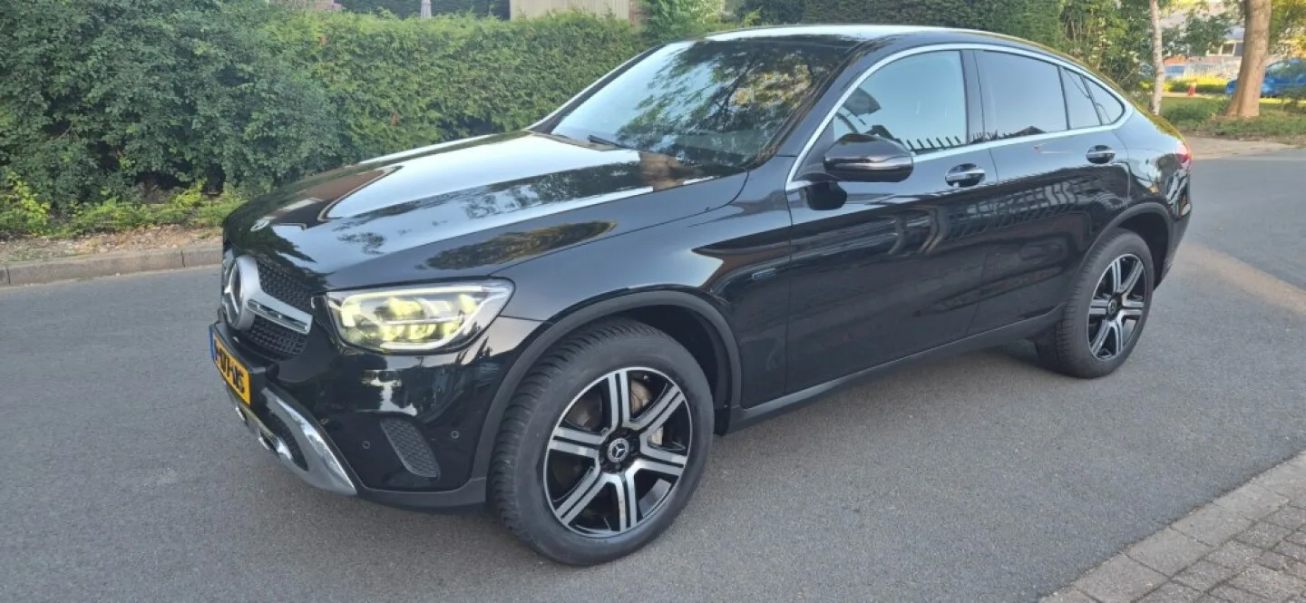 Mercedes-Benz GLC-Klasse Coupé (2021) — foto 1