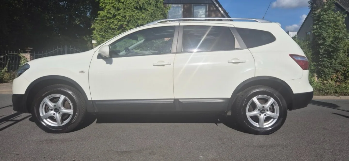 Nissan Qashqai+2 (2012) — foto 1