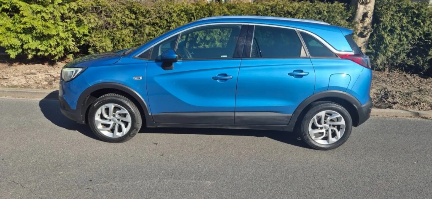 Opel Crossland X (2018) — foto 1