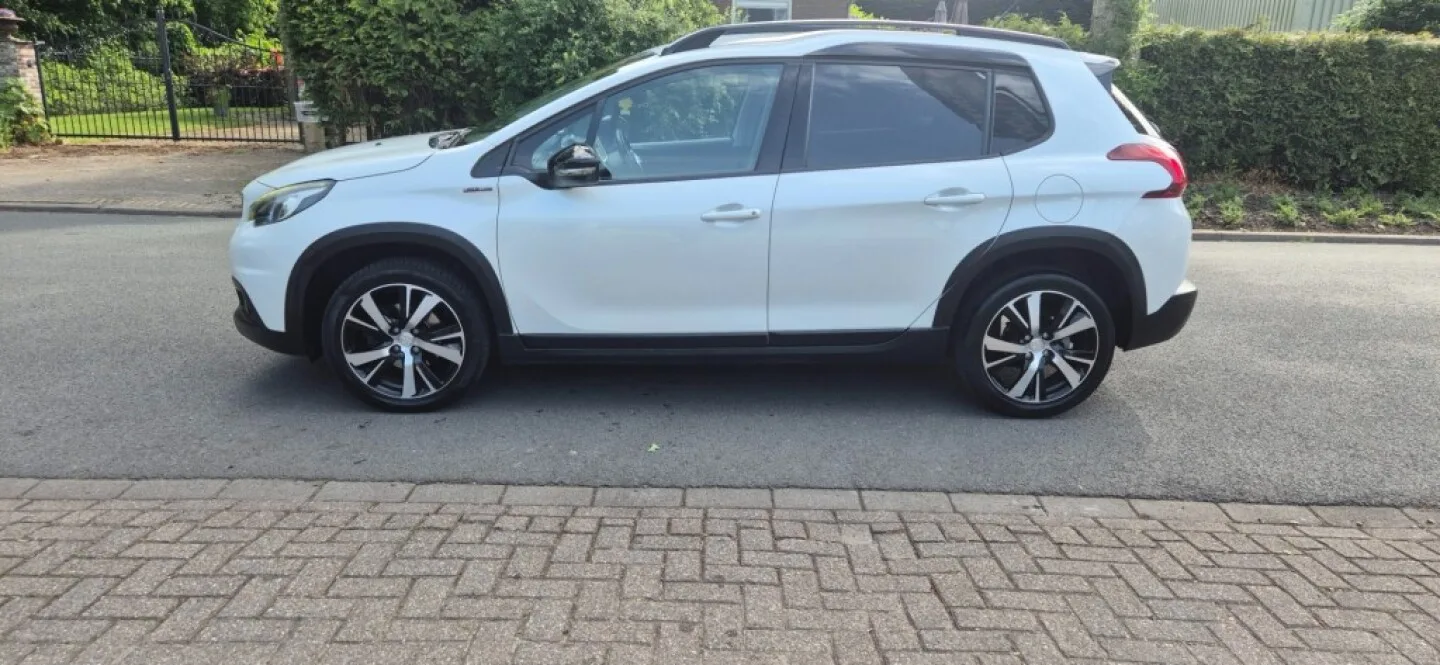 Peugeot 2008 (2017) — foto 1