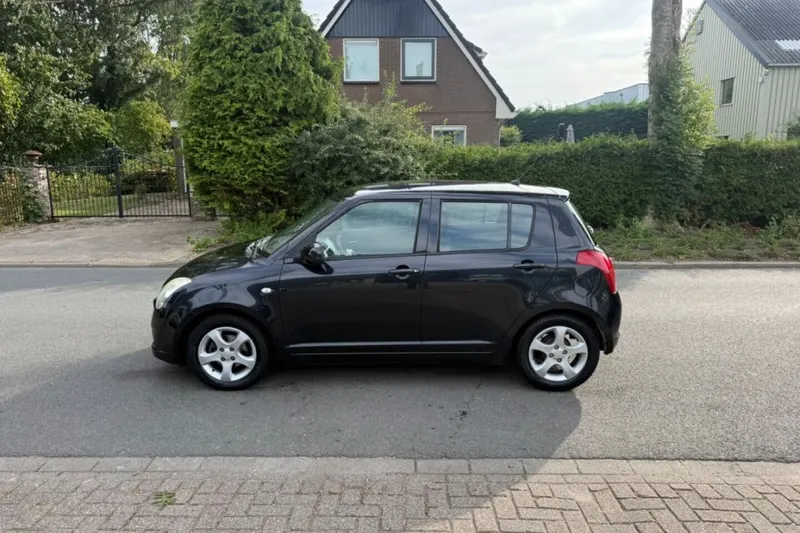 Suzuki Swift (2007)