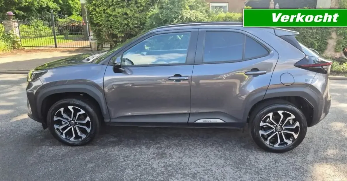 Toyota Yaris (2025) — foto 1