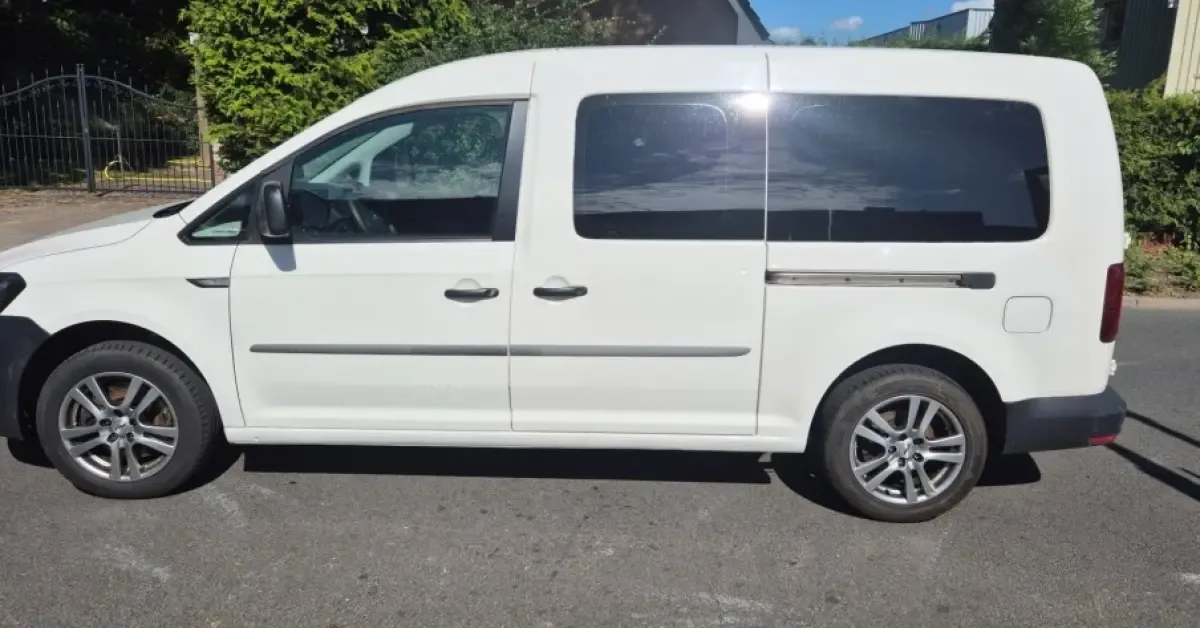 Volkswagen Caddy (2016) — foto 1