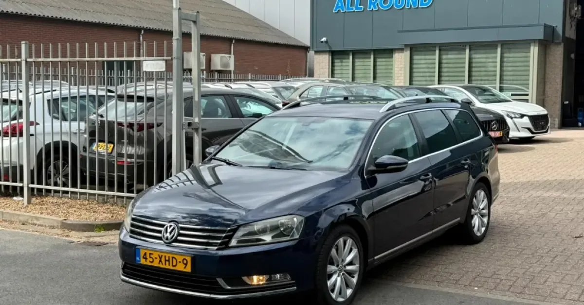 Volkswagen Passat (2012) — foto 1
