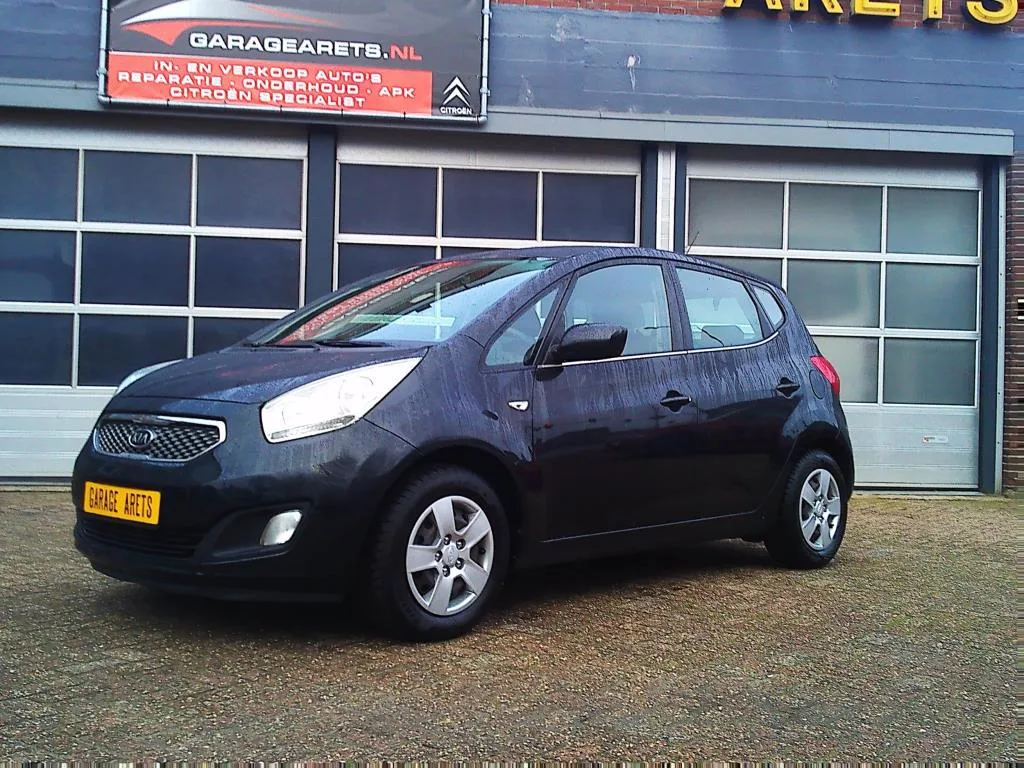 Kia Venga (2011) — foto 1