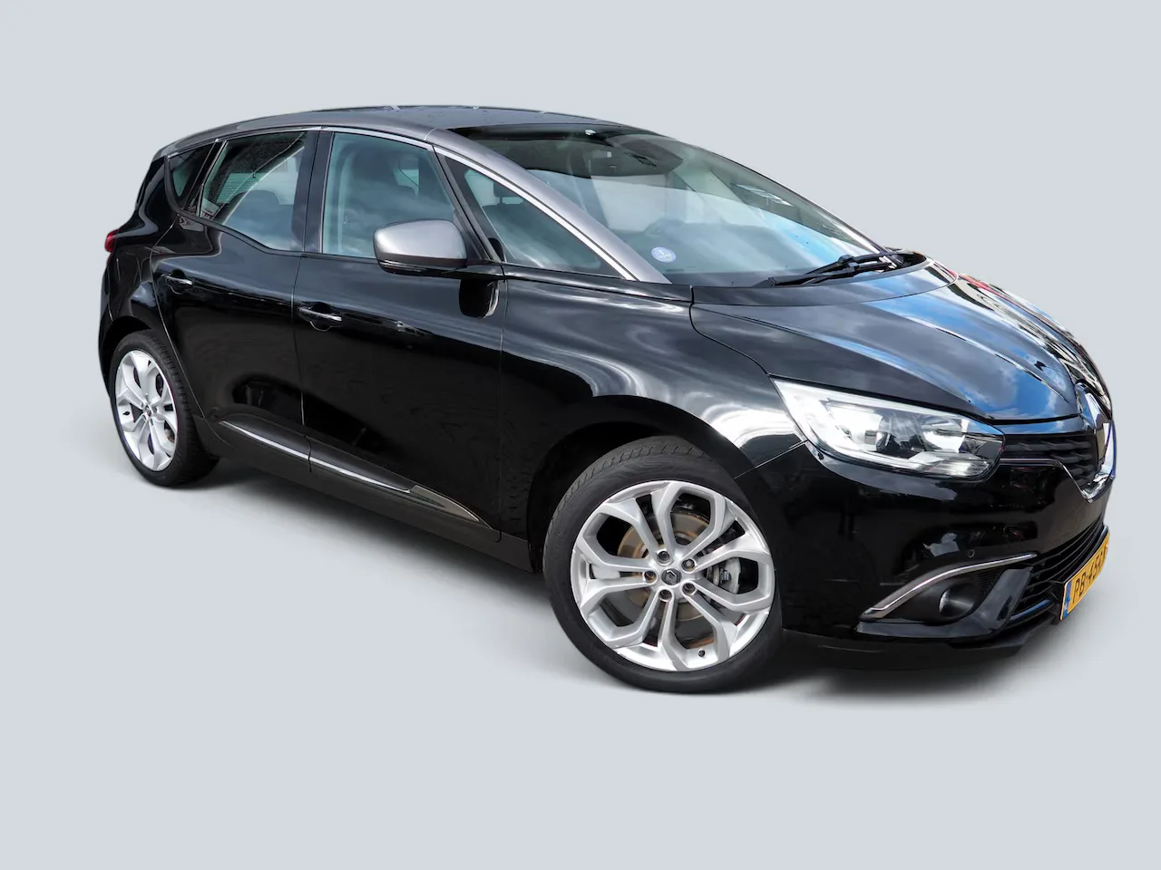 Renault Scénic (2017) — foto 1