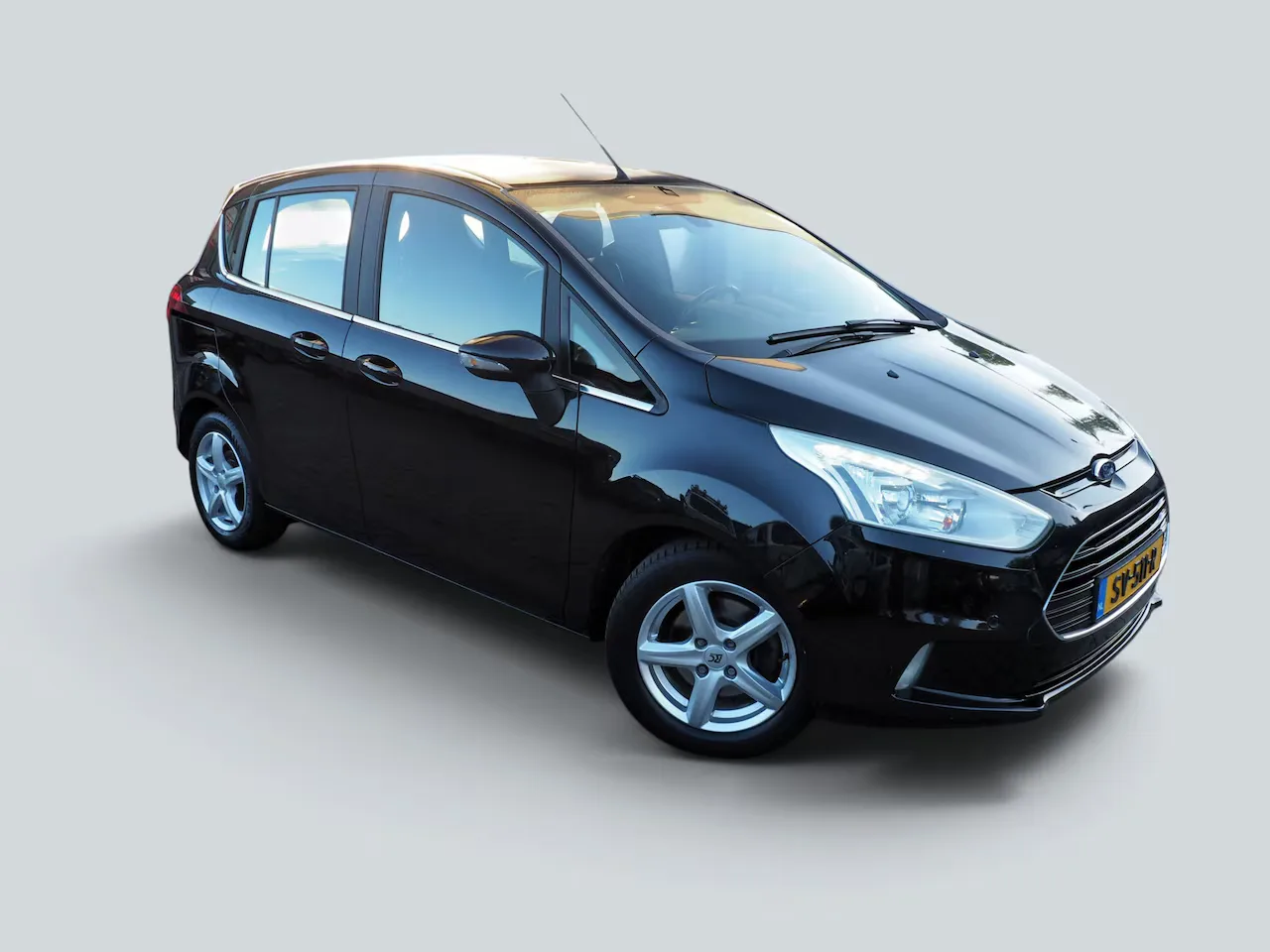 Ford B-Max (2015) — foto 1