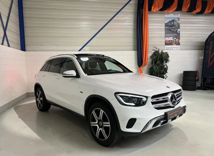 Mercedes-Benz GLC-Klasse (2020) — foto 1