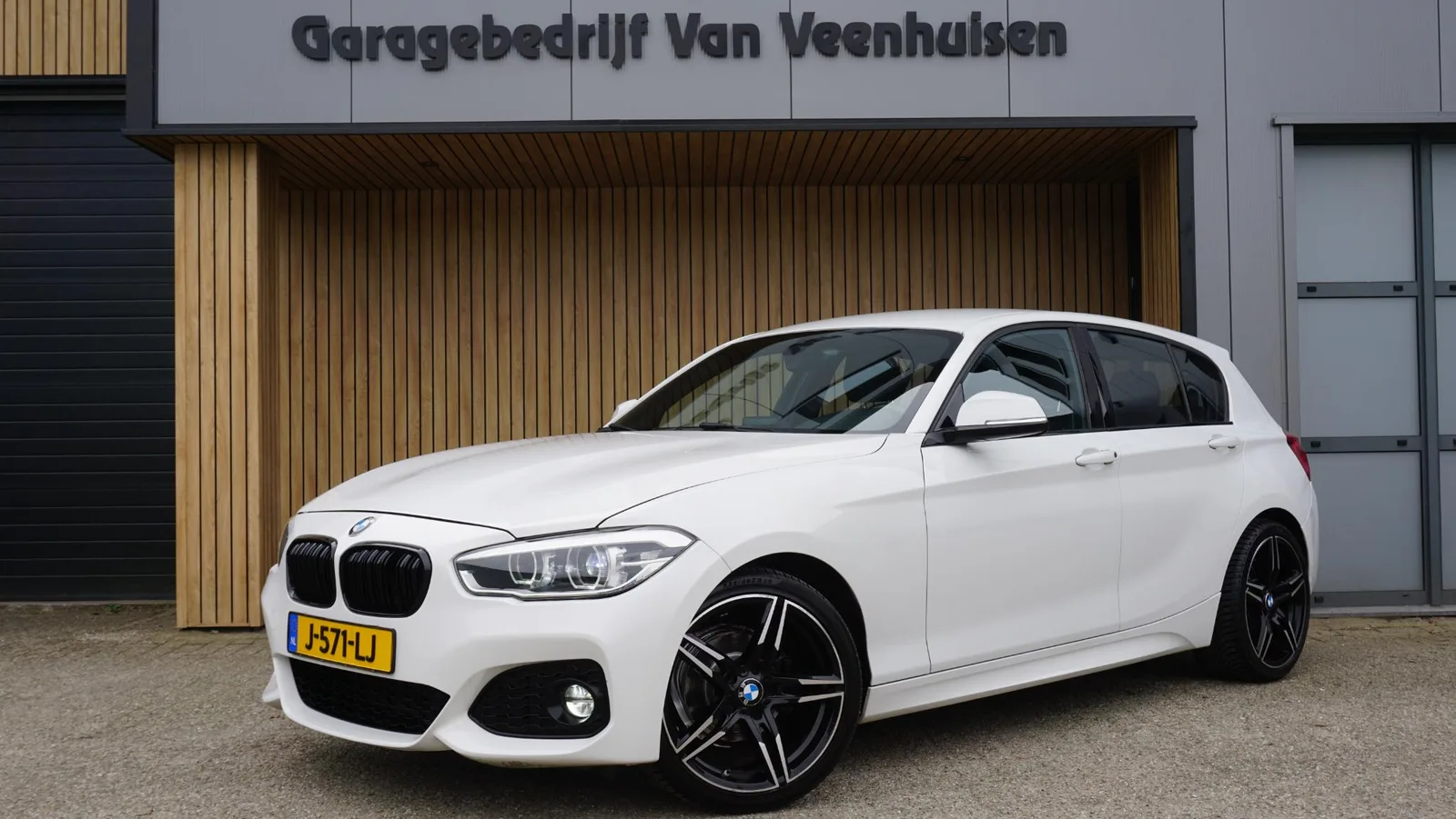 BMW 1-Serie (2017) — foto 1