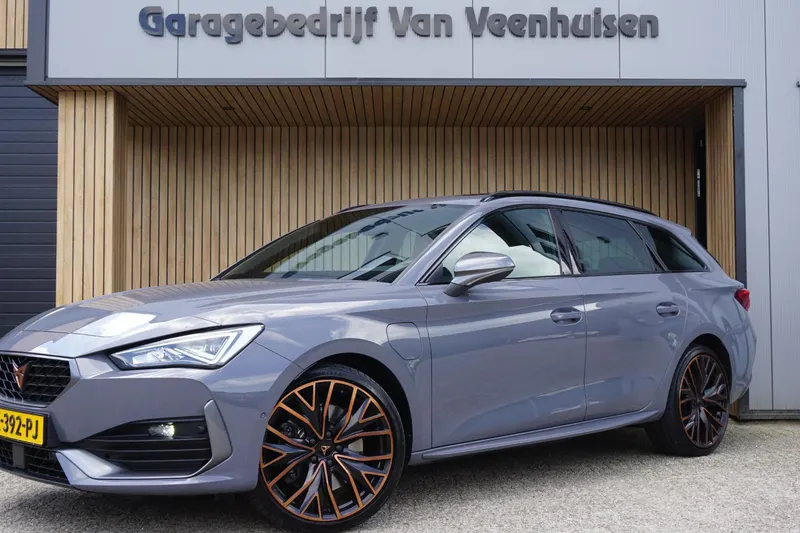 CUPRA Leon (2021)