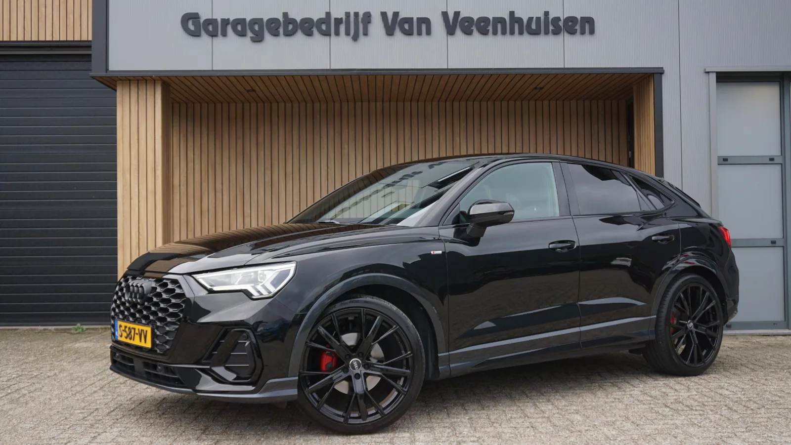 Audi Q3 (2021) — foto 1