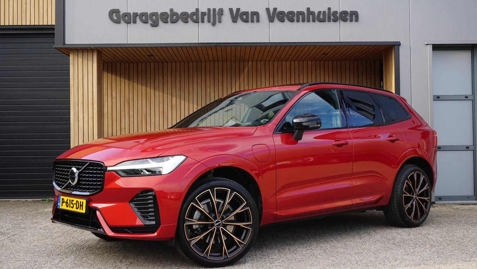 Volvo XC60 (2022) — foto 1
