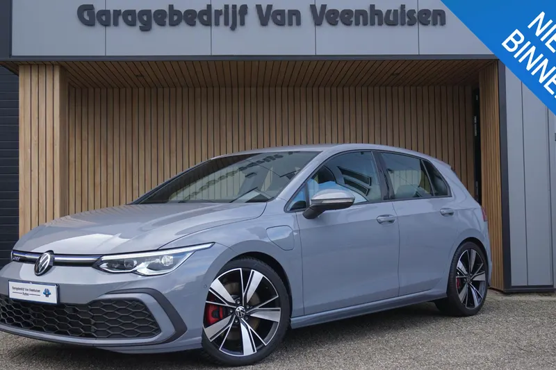 Volkswagen Golf (2020)