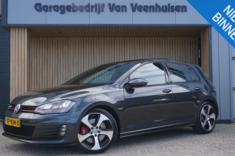 Volkswagen Golf (2016)