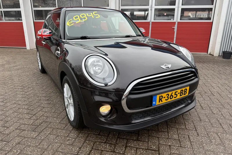 MINI One (2015)