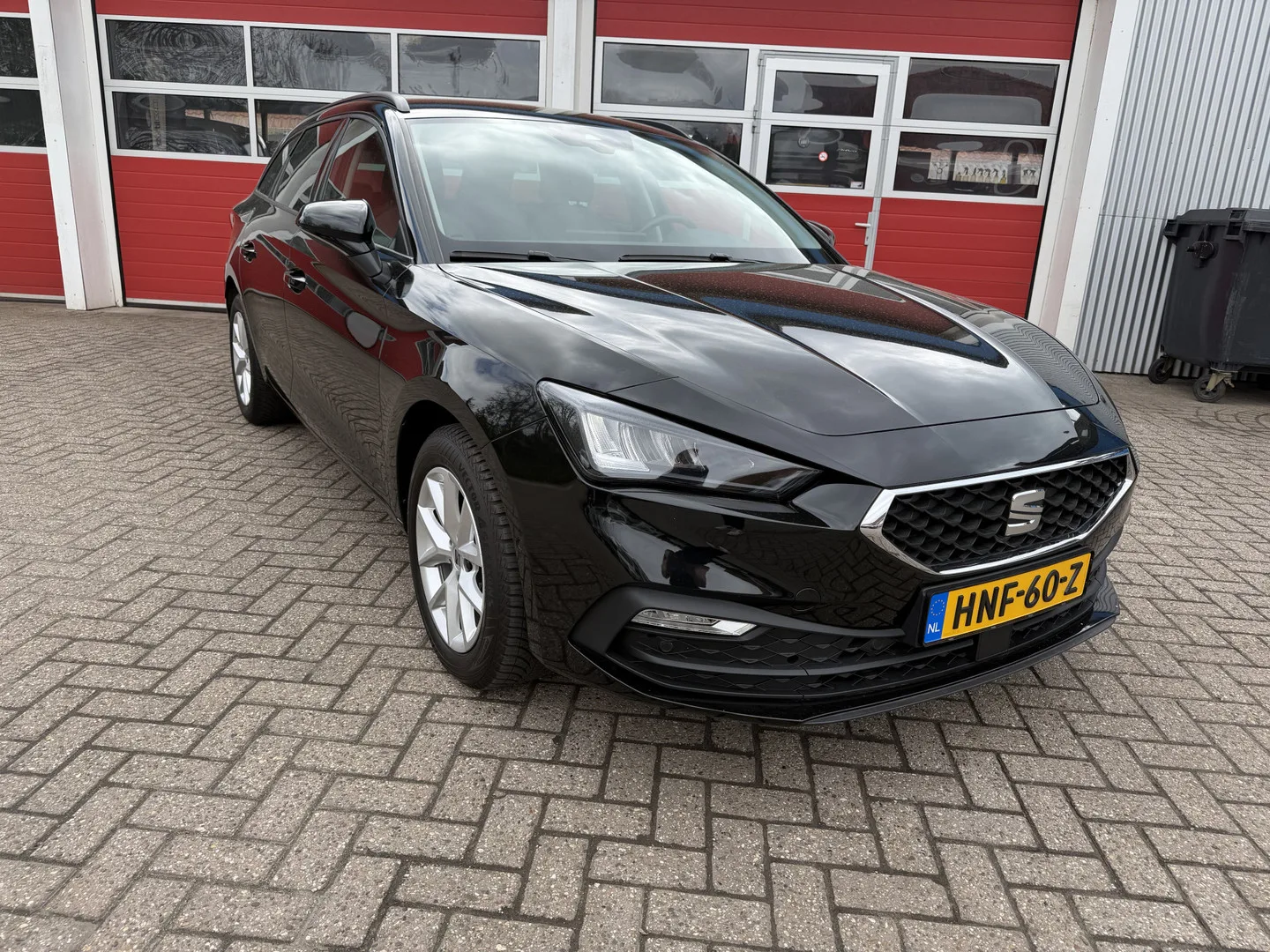 SEAT Leon (2023) — foto 1