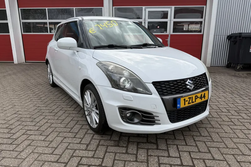Suzuki Swift (2012)