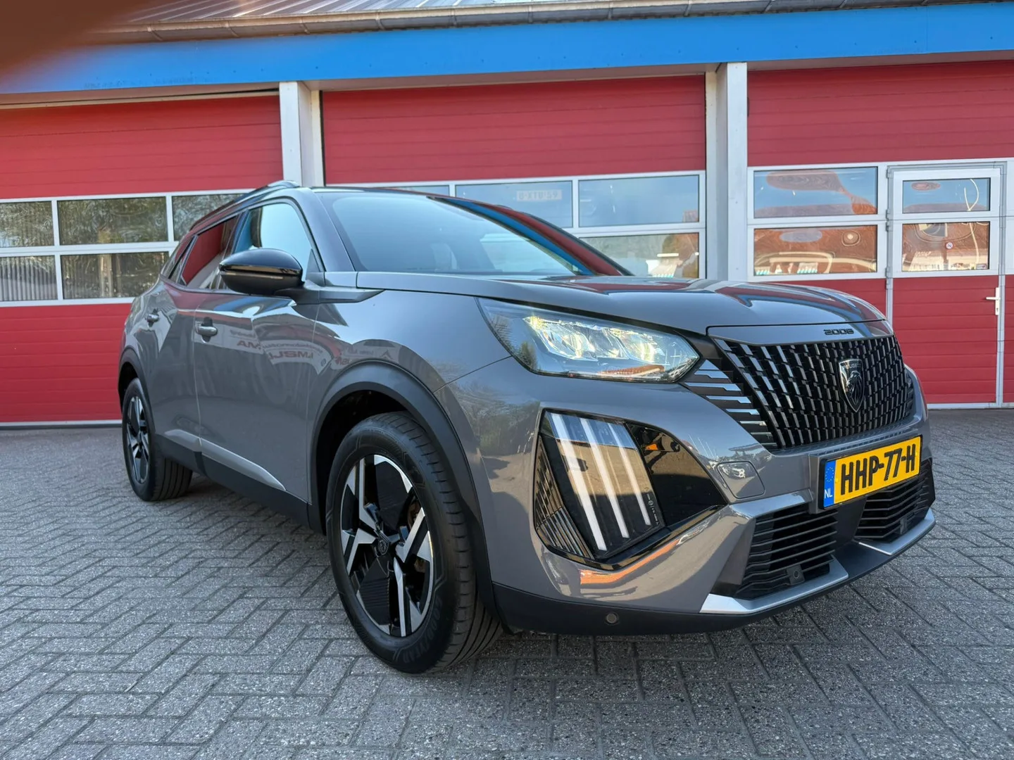 Peugeot 2008 (2024) — foto 1