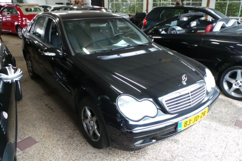Mercedes-Benz C-Klasse (2002)