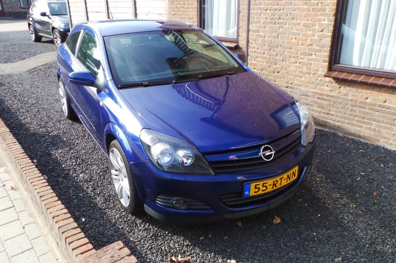 Opel Astra (2005)