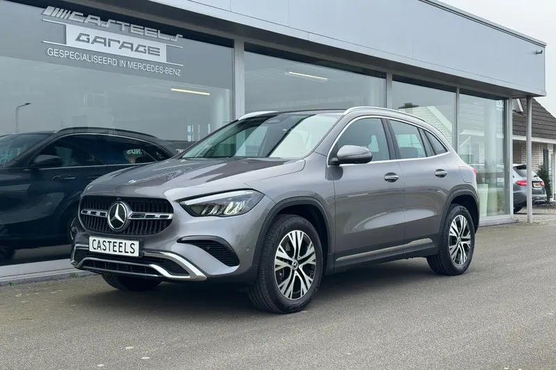 Mercedes-Benz GLA (2025)
