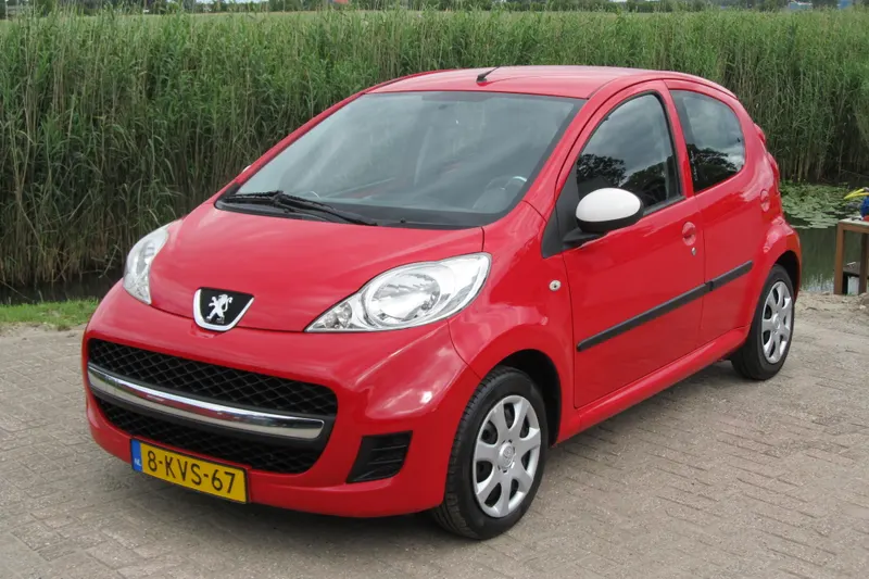 Peugeot 107 (2012)