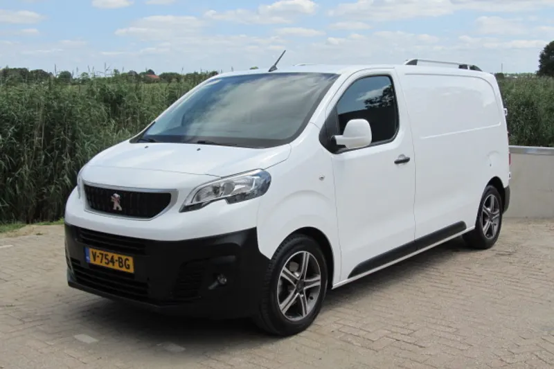 Peugeot Expert (2016)