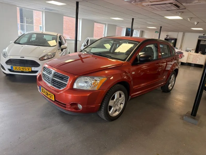 Dodge Caliber (2008) — foto 1