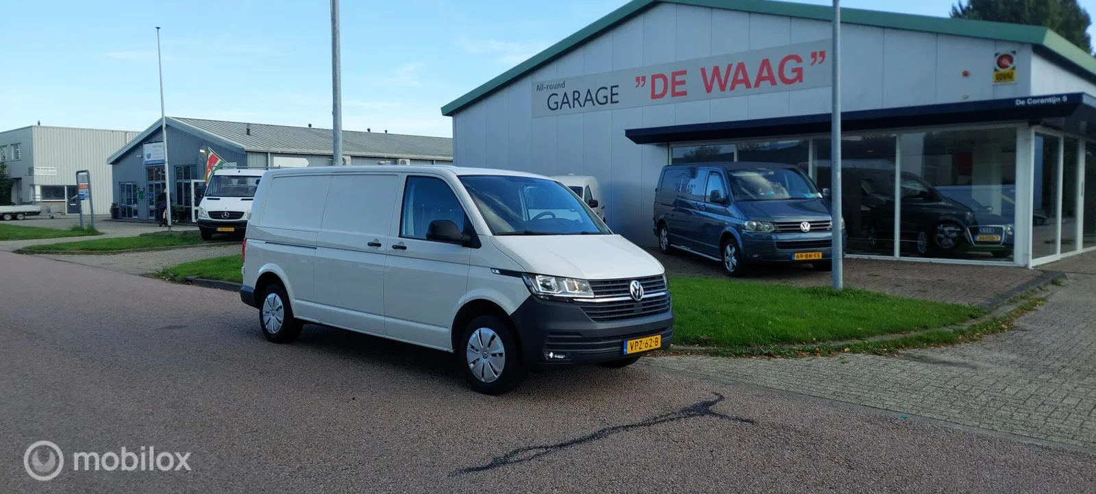 Volkswagen Transporter (2022) — foto 1