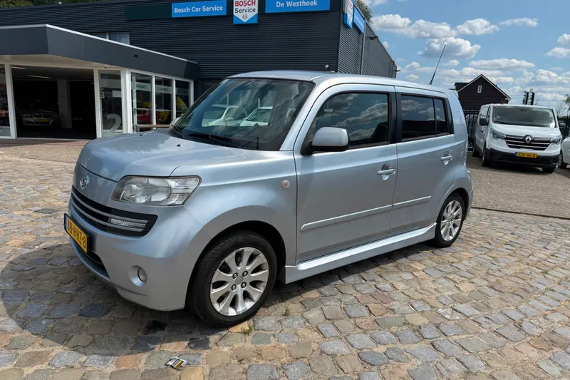 Daihatsu Materia (2009)