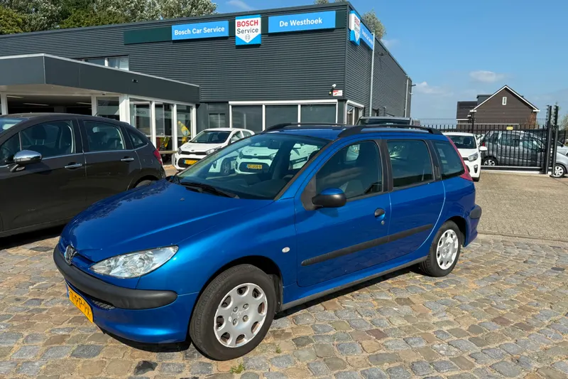 Peugeot 206 (2004)