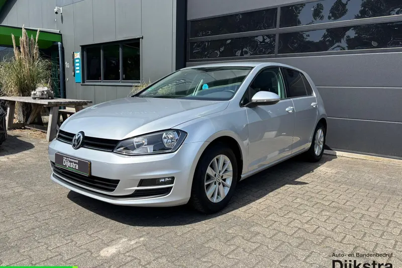 Volkswagen Golf (2016)