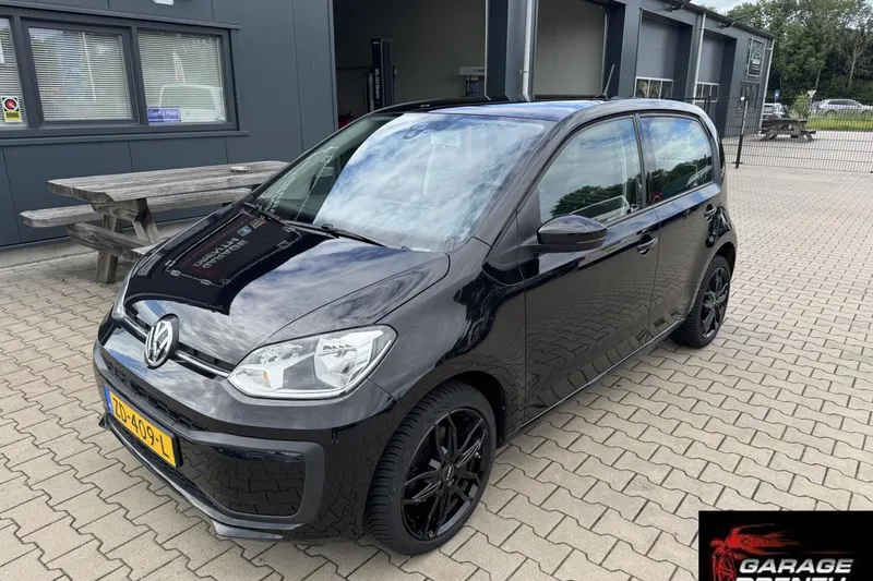 Volkswagen Up! (2019)