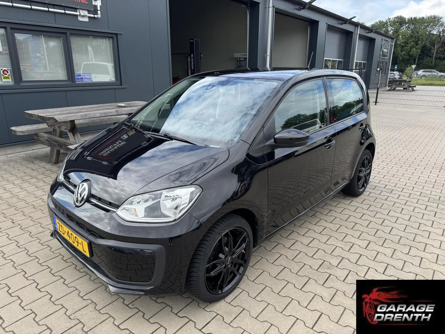 Volkswagen Up! (2019) — foto 1