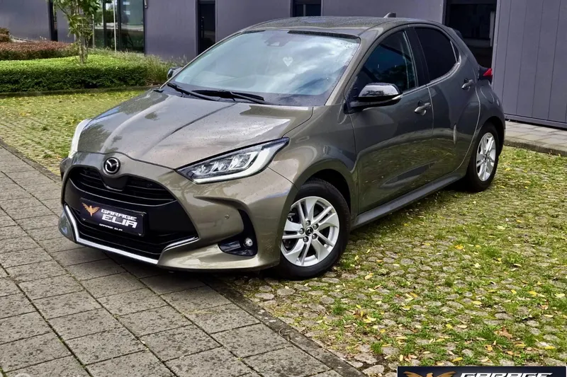 Mazda 2 Hybrid (2023)