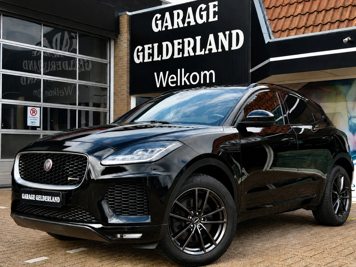 Jaguar E-Pace (2020) — foto 1