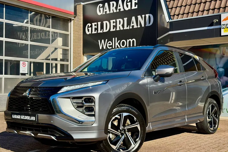 Mitsubishi Eclipse Cross (2024)