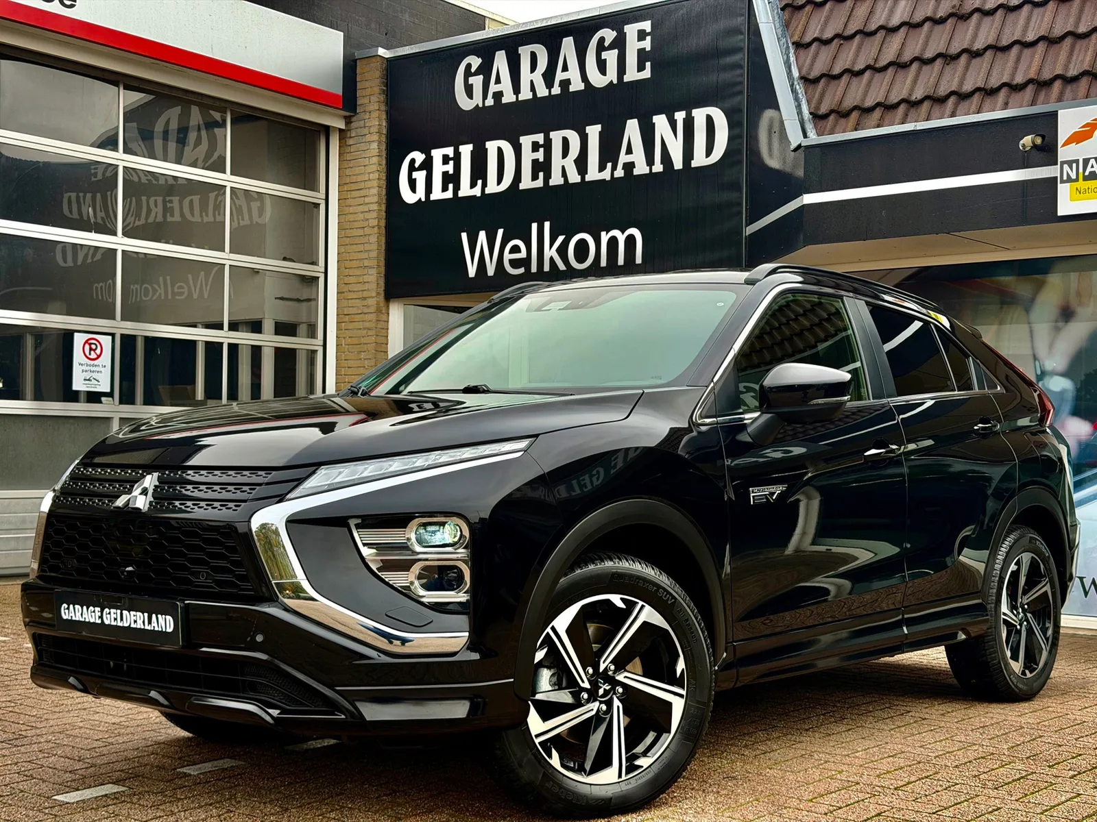 Mitsubishi Eclipse Cross (2025) — foto 1