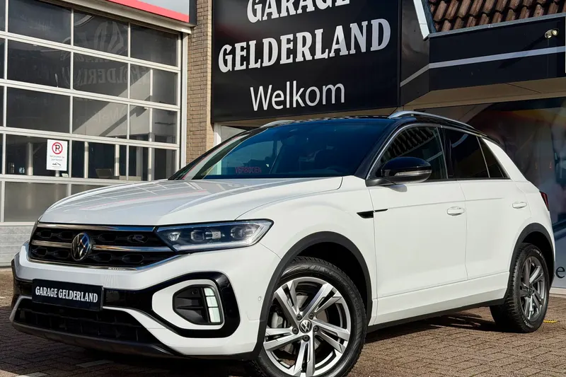 Volkswagen T-Roc (2024)