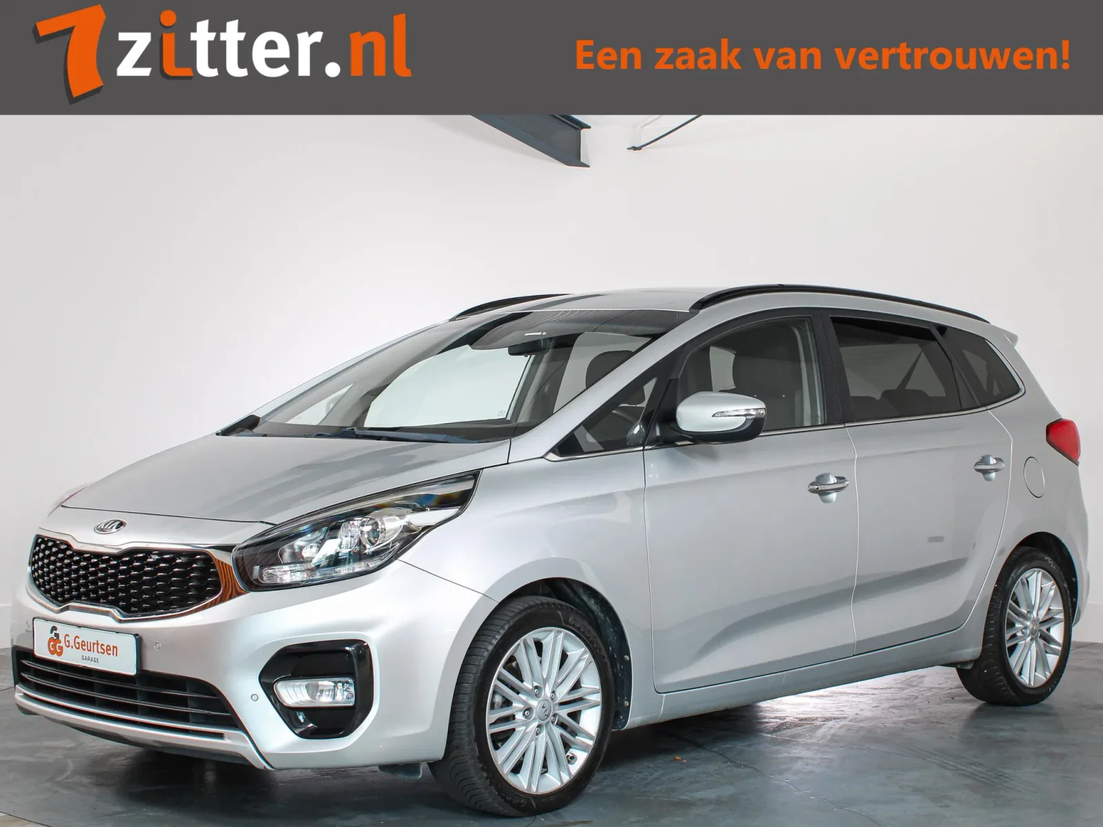 Kia Carens (2017) — foto 1