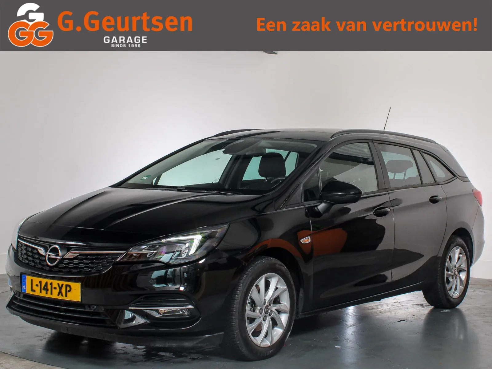 Opel Astra (2021) — foto 1