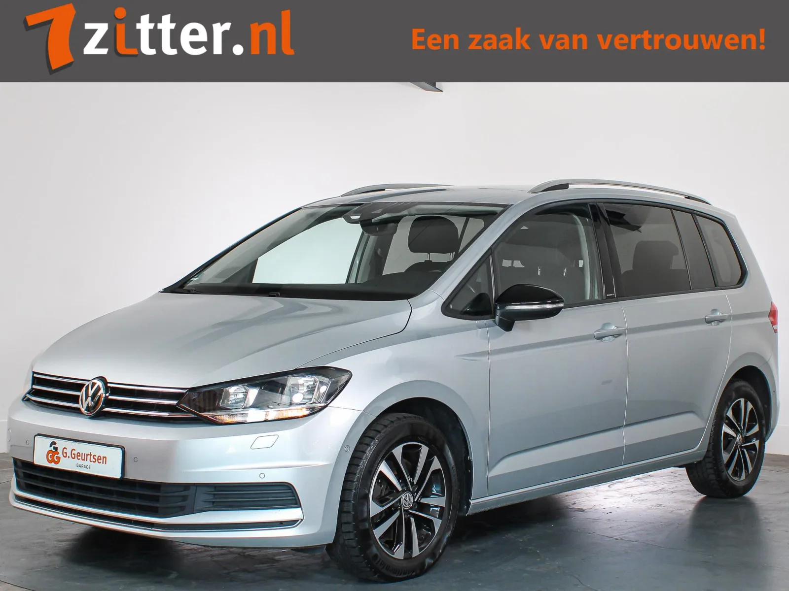 Volkswagen Touran (2019) — foto 1