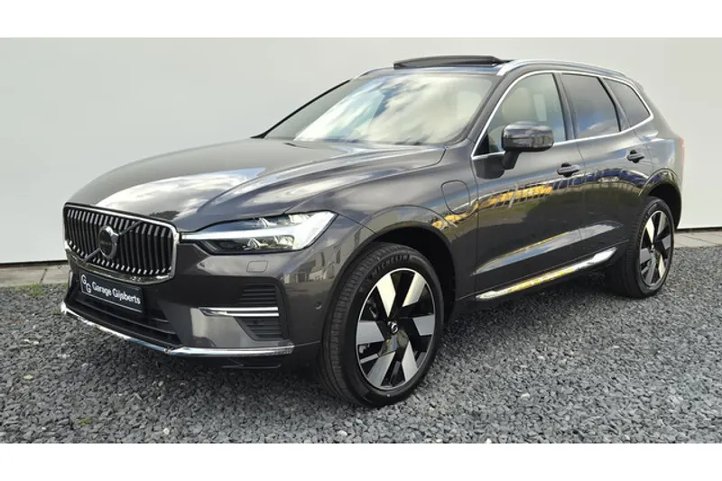 Volvo XC60 (2025)